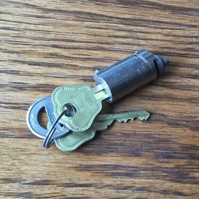 Mercury 1939 CERRADURA DE MALETERO CICLO con llaves rígidas de colección años 30 NOS mango de tapa de cubierta Foto 1 de 4