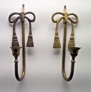 Juego de 2 apliques de candelabros de girandola borla cinta L'oeil trompeta de latón 9” x 4” - Imagen 1 de 8