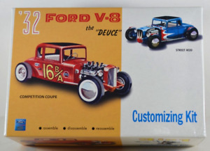 LEARNING CURVE 1932 Ford Coupe The Deuce 1/25 Model Kit #21911P - PARTS SEALED