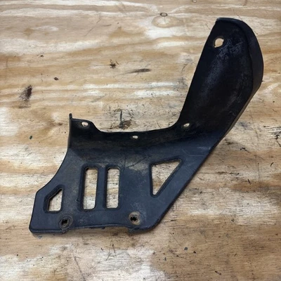 1998 年本田 Fourtrax 300 2WD 二手原始设备制造商左脚跟闪光防溅保护 — 第 1/4 张图片