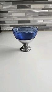 Vintage Cleopatra Hazel Atlas Cobalt Shrebet With Metal Base. - Picture 1 of 5