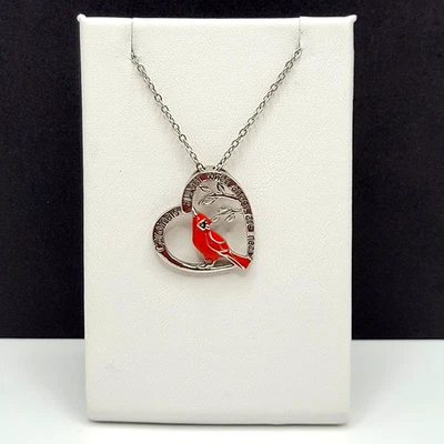 红衣主教心形开口金属天使出现银色现代项链 — 第 1/4 张图片