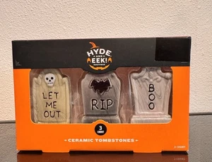 Halloween Ceramic Mini Tombstones Mantle Decorative 3 Pc Set - Hyde and EEK NEW - Picture 1 of 3