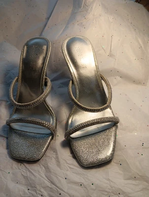 sandalias nine west tacón 4 pulgadas Foto 1 de 4