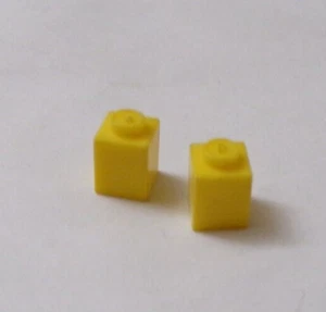Ladrillos 1x1 amarillos x2 (021-48) sin marca - Imagen 1 de 1