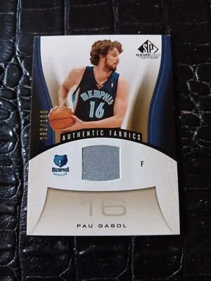 Telas auténticas doradas/100 Pau Gasol #145 edición usada juego SP 2006-07 Salón de la fama Foto 1 de 3