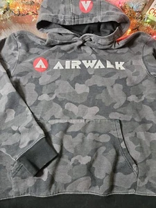 Y2K Camo Air Walk Hooded Sweatshirt Size 16 Kids Clothes Hunting Center Logo - Picture 1 of 7