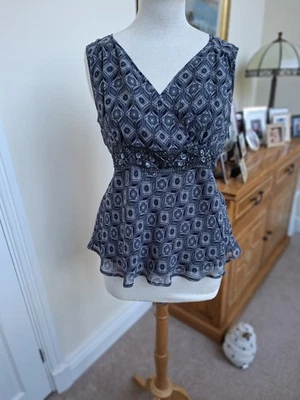 Chaleco Top Mujer Next Gris Estampado Seda Cuentas Talla 16 Nuevo con Etiquetas Foto 1 de 4