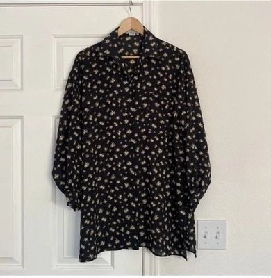 Túnica floral vintage Express semi transparente de gran tamaño con botones Foto 1 de 4