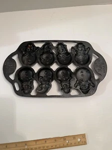 Paula Deen Signature Cast Iron Snowman Bakeware Pan Cookie Cake Mold - Picture 1 of 8