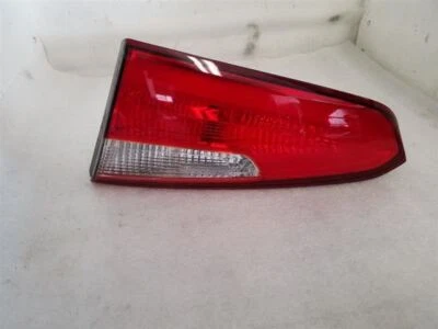 Luz trasera derecha Kia Forte 2014-2015-2016 sedán pasajero LED montada en la tapa del maletero Foto 1 de 4