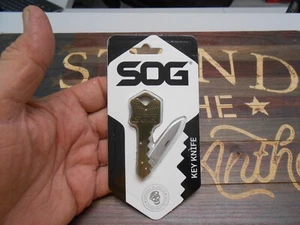 SOG Key Keychain Pocket Knife Lockback Plain Edge Blade Taiwan - Picture 1 of 5