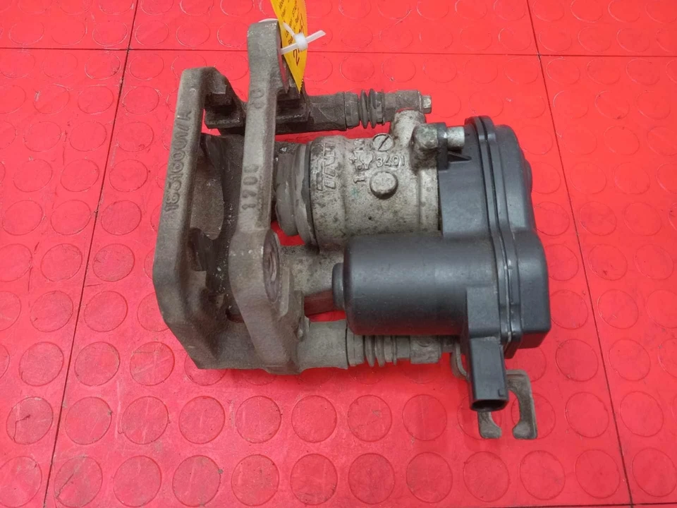 Conjunto de pinza de freno/actuador de freno trasero Chrysler 200 15-17 lado izquierdo OEM Foto 1 de 4