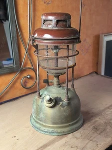 Vintage Tilley Guardsman Lamp. Used Tilley Lamp . Tilley Durosil 171 Glass K812 - Picture 1 of 13