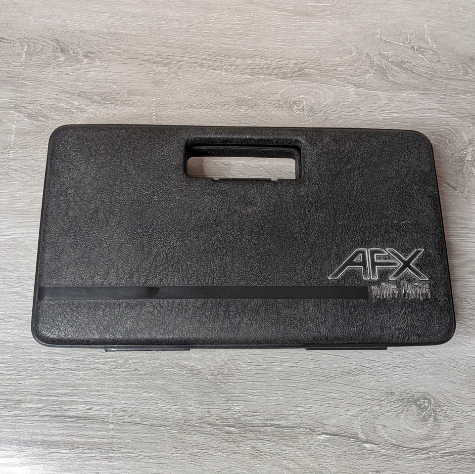 Aurora AFX Vintage Pit Kit Escala HO Estuche de Almacenamiento/Transporte - Usado, Buen Estado Foto 1 de 4