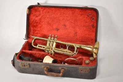 Trompeta modelo King Liberty de principios de la década de 1940 con HSC Foto 1 de 4