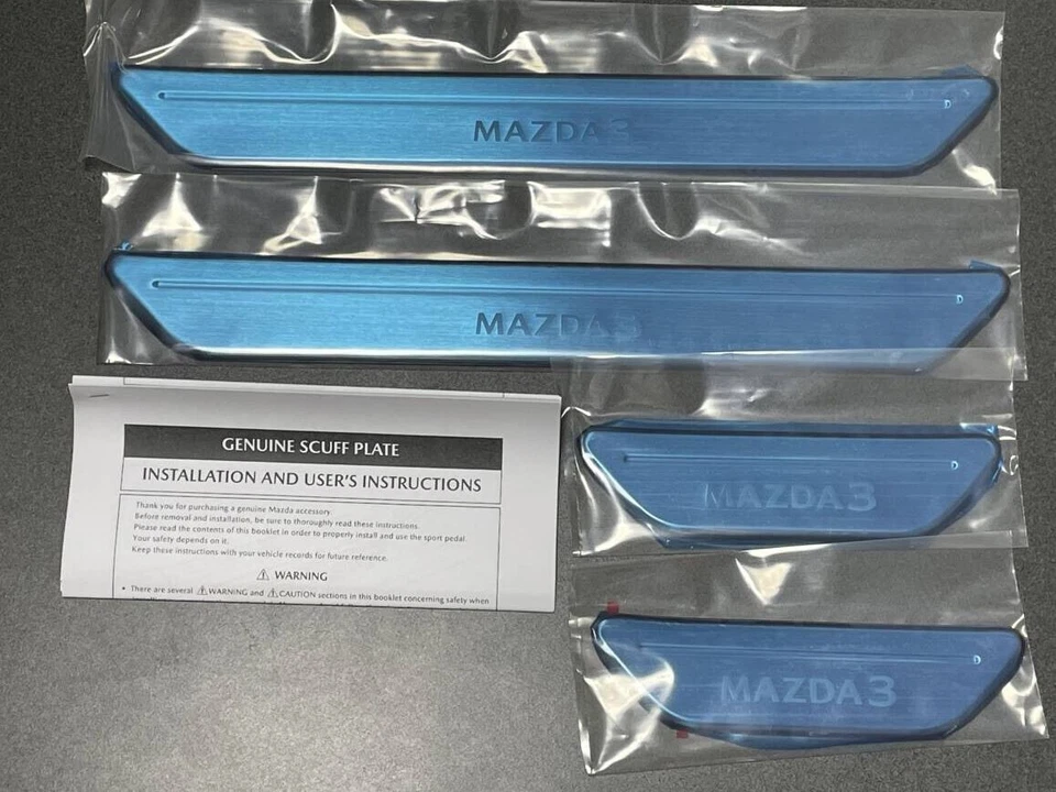 (正品)BDNPV1370 全新 MAZDA 3 MY 2023-2025 SCUFF PLATES 适用于轿车和 FB — 第 1/4 张图片