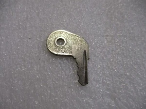 Replacement Johnson Evinrude OMC Pollak Ignition Key 73 Series Pistol Grip # 27 - Foto 1 di 2