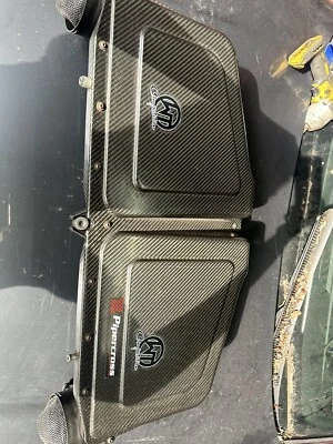 Caja de aire de fibra de carbono Audi RS6 negra completa [C5 V8 4.2] 077133433, 077133835K Foto 1 de 4