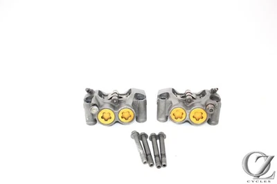 03-05 Juego de pinzas de freno delanteras Yamaha R6 R6S Foto 1 de 4