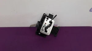 06 LEXUS LX470 TRANSMISSION SHIFTER ASSEMBLY 4.7L AUTOMATIC - Picture 1 of 12