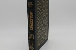 Mazeway - Easton Press - 1st edition - signed by Jack Williamson - hardcover - Picture 1 of 4