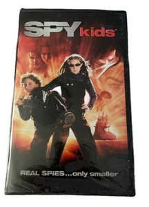 Spy Kids (VHS, 2001, Clamshell)- VERY GOOD - 103 - Picture 1 of 7