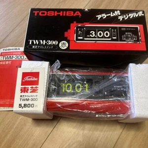 VINTAGE TOSHIBA TWM-300 Flip clock Red "UNUSED" F/S from Japan - Picture 1 of 9