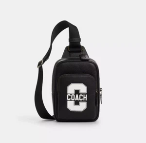 COACH Confezione Sling Uomo Racer Con Motivo Varsity CAJ39 - Foto 1 di 7