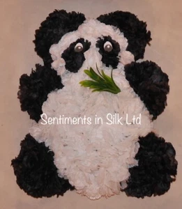 PANDA / PELUCHE LINDO TRIBUTO - Flores funerarias de seda artificial - tumba conmemorativa - Imagen 1 de 9