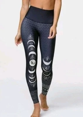 Pantalones boho ONZIE Las Lunas Hot Yoga tiro alto fases lunares talla S/M Foto 1 de 4