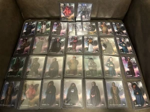 2025 Topps Chrome Star Wars - 30 Karten Base Debut Lot - Bild 1 von 2