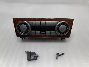 05-08 Mercedes R171 SLK350 SLK280 AC A/C Heater Climate Control OEM 1718300185 - Picture 1 of 12