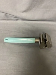 Affilatutto cucina vintage Monarch manico turchese blu utensili gadget - Foto 1 di 6