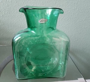 Blenko 384 Emerald Green Double Spout Carafe Pitcher Decanter Water Bottle 8x6.5 - Picture 1 of 7