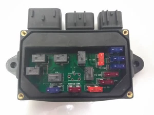 FUSE BOX 500cc 700cc BENNCHE COLEMAN QLINK MASSIMO SUPERMACH HISUN UTV - Picture 1 of 3