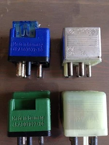 4x Mercedes Relai , MB, Relais , ZB. Bezinpumpen Relais Neupreis 38,65 € - Bild 1 von 5