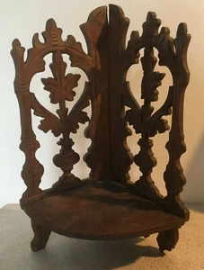 Petit présentoir d'angle à suspendre en bois small wooden shelf to hang up - Picture 1 of 2