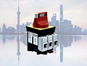 1PC NEW Schneider Load switch VCF3C KCF2PZC+V3C 63A - Picture 1 of 1