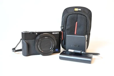Cámara digital Sony Cyber-shot DSC-RX100 III Foto 1 de 3