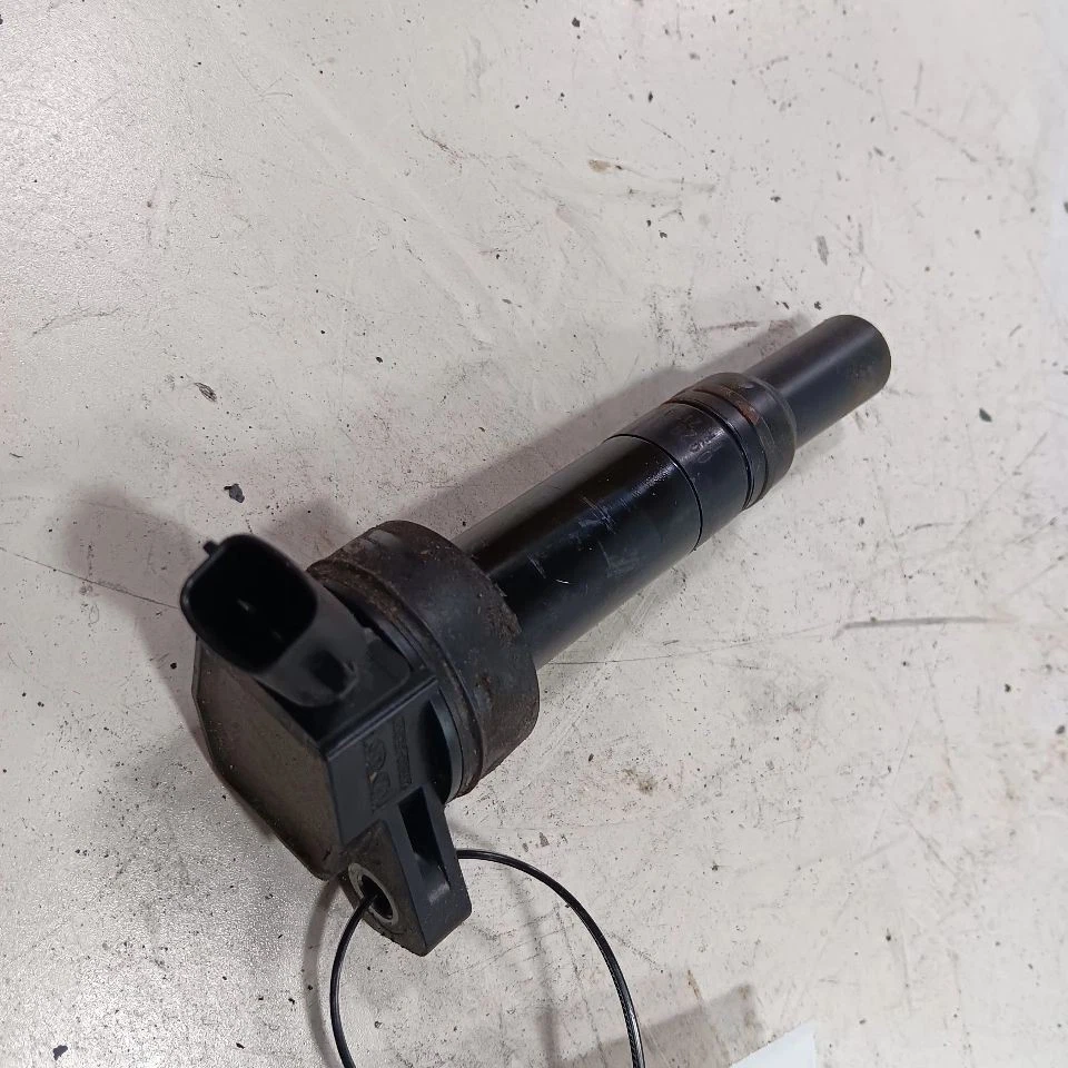 Encendedor de bobina ID 273002E000 para Hyundai Elantra 11-20 Foto 1 de 4