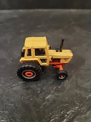 1/64 Ertl Case 1270 Agri-King Toy Tractor With Duals C4 - Image 1 of 4