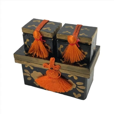 Cajas de almacenamiento de ropa japonesa Hina Doll Nagamochi de colección negras doradas día niña ID589 Foto 1 de 4