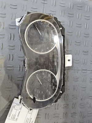 Velocímetro Cluster MPH sin pantalla de 7,0" compatible con 21-23 KICKS 3550608 Foto 1 de 4