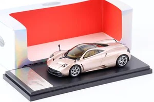 1:43 WELLY Gta Pagani Huayra 2013 Oro Metallizzato - Imagen 1 de 3
