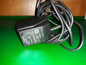 Canon Charger CH-3 Battery Charger 120V 2.5W 5.8V 130 mA For P10-D P5-D - Picture 1 of 2