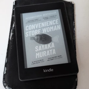 kindle paperwhite 10th generation - Picture 1 of 2