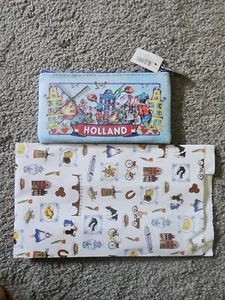 HOLLAND Souvenir Accessory Pouch, Travel Bag , Cosmetic/ Holland Themed Gift Bag - Picture 1 of 5