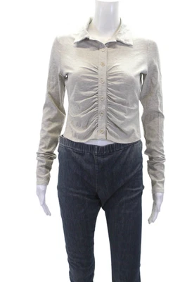 Camisa acanalada gris mediana con cuello delantero botón manga larga Reformation para mujer Foto 1 de 4