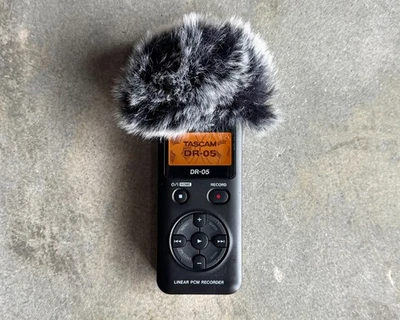 Tascam DR-05 Portable Audio Recorder (Original Version)  - TESTED / EXC - Image 1 of 4